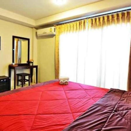 The Day Hotel Chonburi Exteriör bild
