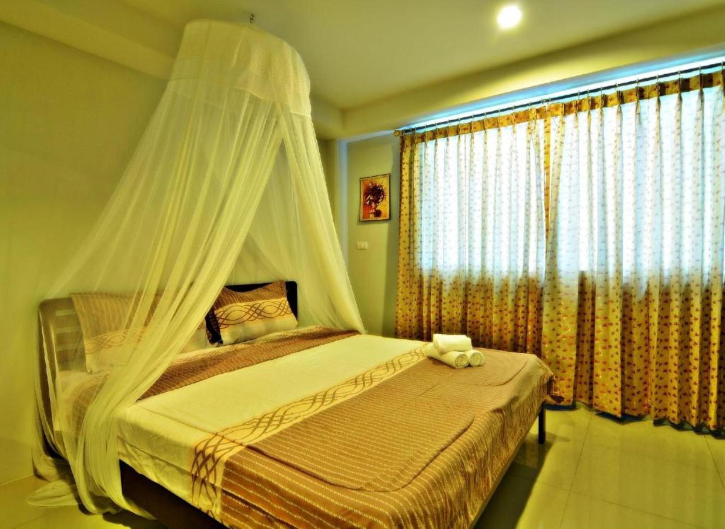 The Day Hotel Chonburi Exteriör bild
