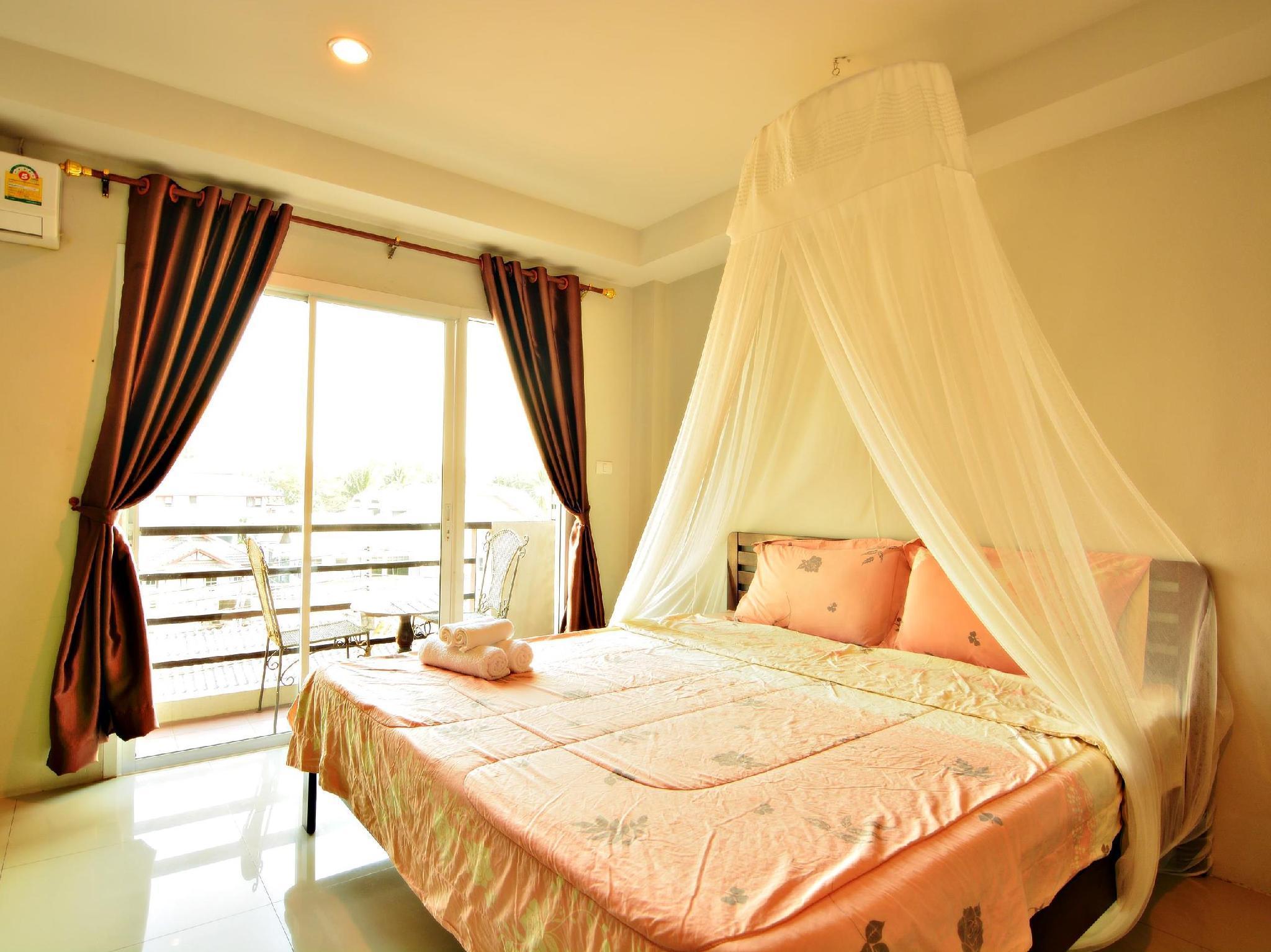 The Day Hotel Chonburi Exteriör bild