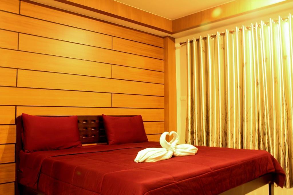 The Day Hotel Chonburi Exteriör bild